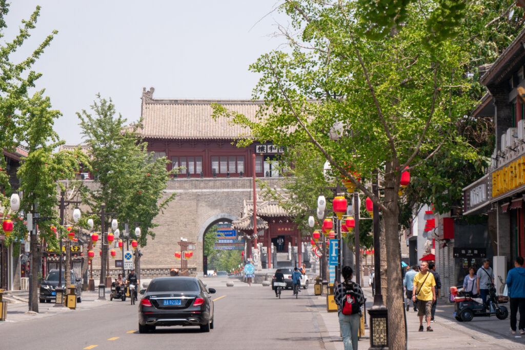 Eins der 24 historischen Stadttore in Zhengding